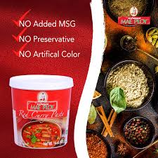 You will find coriander with roots in asian stores, but don't worry if you can't. Amazon Com Mae Ploy Red Curry Paste Authentic Thai Red Curry Paste For Thai Curries And Other Dishes Aromatic Blend Of Herbs Spices And Shrimp Paste No Msg Preservatives Or Artificial Coloring