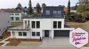 Der standort selbst ist auf dem gelände einer ehemaligen gärtnerei und bietet in unmittelbarer nachbarschaft weitere acht bauplätze für schwörer häuser. Schworerhaus Ein Schones Schworer Haus In Der Schweiz Facebook