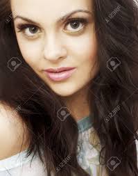 Retrato De La Bella Morena Fotos, retratos, imágenes y fotografía de  archivo libres de derecho. Image 2147532