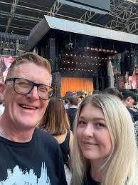 To all of you guys going tonight you're in for a blast!