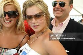 Alexa Maxwell's Instagram, Twitter & Facebook