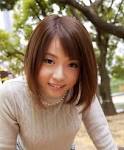 並木あゆ