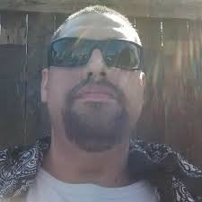 Larry Eyre (@larryeyre) · Instagram photos and Reels