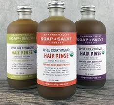 Undiluted apple cider vinegar usually has a ph around 2.5, but you shouldn't use it undiluted on your hair! How To Make Your Own Natural Vinegar Hair Rinse Ida S Soap Box