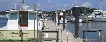Finding marinas by mouseclick on the marinamap sea chart. Regatta Point Yachting Center Formerly Dozier S Deltaville Va Waterway Guide Featured Marina