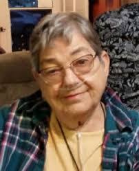 Tina Walling's Instagram, Twitter & Facebook