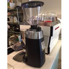 Grind consistency and uniformity is the single most important variable in brewing consistently quality coffee. La Marzocco Linea Pb 2 Group Espresso Machine With Mazzer Kony E Grinder Tv Home Appliances Kitchen Appliances Coffee Machines Makers On Carousell
