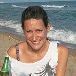 Carmen Beamud's Instagram, Twitter & Facebook