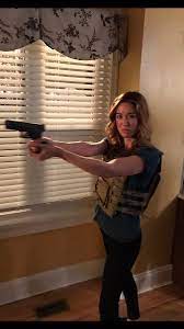 Januar 2018 in die kinos, in deutschland wurde er am 3. Melissa Bolona On Twitter Acts Of Violence Official Trailer 2018 Bruce Willis Action Movie Https T Co Pbqbdgugkl Here It Is Lionsgate Shawnashmore Colehauser Ashtonholmes Https T Co Gwjclineyj