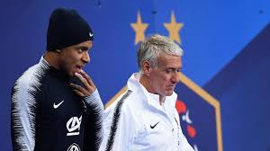 Heure des diffusions télévisées de matches de foot en direct ce jour, en live ou enregistrées, par un diffuseur/canal en france (bein, canal, rmc, tnt.), ce soir et les jours à venir. Qualifications Pour L Euro 2020 Tout Ce Qu Il Faut Savoir Sur Le Match France Islande De Ce Lundi Soir Lci