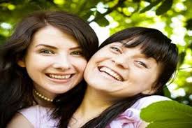 Adalah sebuah ungkapan yang bisa ditujukan untuk siapapun dan bernada positif. Kasih Sayang Antara Kakak Dan Adik Semakin Kuat Pada Usia 25 Tahun Lebih