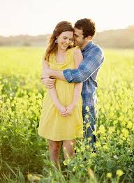Cute Couple Love Hd Images For Iphone 6 Mobile Background Iphone Engagement Pictures Couple Photography Poses Engagement Photography