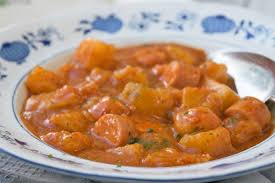 Wurstelgulasch Rezept Rezept Rezepte Wurstelgulasch Einfache Rezepte Mittagessen