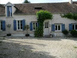 On Dirait Le Sud La Maison Aux Volets Bleus Ravalement Maison Couleur Facade Maison Peinture Facade Maison