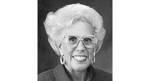 Eunice Farmer's Instagram, Twitter & Facebook