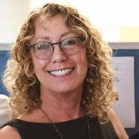 Katie Mills's Instagram, Twitter & Facebook