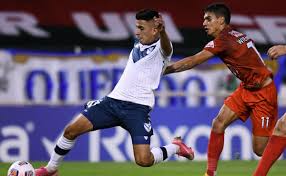 Velez sarsfield won 2 direct matches.union la calera won 0 matches.0 matches ended in a draw.on average in direct matches both teams scored a 2.50 goals per match. Velez Sarsfield Vs Union La Calera Resultado Goles Por La Fecha 5 De La Copa Libertadores 2021