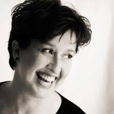 Moira Fitzgerald's Instagram, Twitter & Facebook