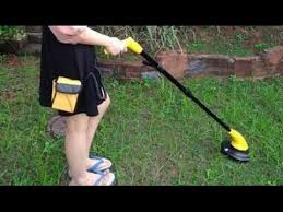 Dapat memotong rumput dengan cepat sehingga lebih efisien dibandingkan dengan alat pemotong. Mesin Potong Rumput Terbaru By Idola