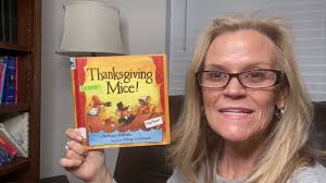 Thanksgiving Mice by Bethany Roberts and illustrated by Doug Cushman