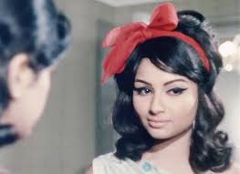 Unique and different indian hairstyles for long hair. Beauty School How To Do Retro Winged Bollywood Eyeliner Retro Hairstyles Hair Styles Indian Hairstyles