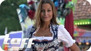 Es wird seit 1810 jährlich auf der theresienwiese in der bayerischen landeshauptstadt ausgerichtet (mit absagen wegen kriegen oder pandemien) und ist ein bedeutender wirtschaftsfaktor für die stadt. Oktoberfest 2014 Das Sind Die Trends Taff Youtube