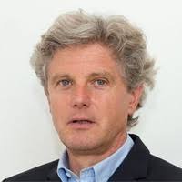 4 "Helmut Peter" profiles