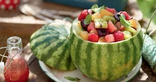 Salade De Fruits Colores En Pasteque Recette Salade De Fruits Salade De Fruits Ete Salade De Fruits Originale