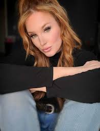 What Era am I? I wear a lot of black since I'm a stylist