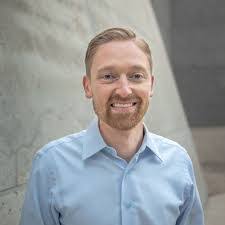 Chris Kaminski's Instagram, Twitter & Facebook