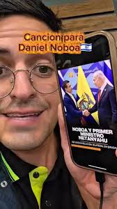 Todo lo que este presidente dictador le está haciendo a nuestro Ecuador  resumido en esta hermosa música, felicitaciones a usted señor artista  también que Dios lo proteja por qué siempre que hay ...