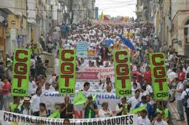 Jun 26, 2012 · infobae cuáles son los gremios que adhieren al paro nacional de mañana los sindicatos fijaron su postura sobre la huelga convocada por hugo moyano en reclamo de la suba del mínimo no imponible. Las 15 Criticas Que Llevan A Un Paro Nacional