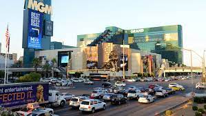 Say Goodbye To Free Parking At Aria Bellagio And 10 Other Las Vegas Hotels Las Vegas Hotels Las Vegas Parks Mgm Grand Las Vegas