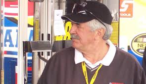 Denny Darnell's Instagram, Twitter & Facebook