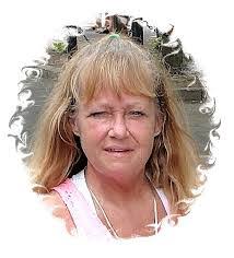 Sharon Morneault's Instagram, Twitter & Facebook