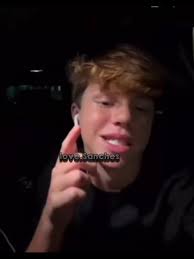 Sobrinho da Mari Maria Mostra Talento Jogando Bola