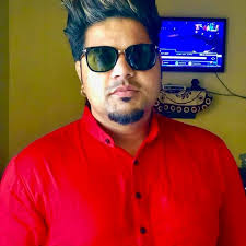 ਸੋਹਣਾ ਮੁੰਡਾ