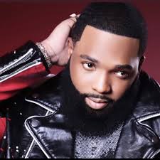 Stream Mont'e Millions music