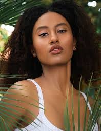 Nakita Williams's Instagram, Twitter & Facebook