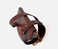 Doctor's 19c leather saddlebags the marked elliot's patent january 12, 1870 st. Ella Vintage Crocodile Leather Saddle Waamii