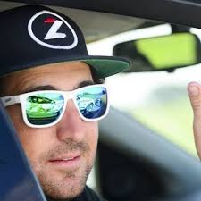 Steve Quinlan (@stevequino)