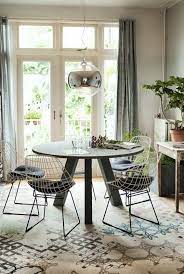 ronde eettafels schuif gezellig aan ronde eettafel eetkamer ontwerp binnenhuisarchitect