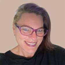 Loretta Worthington's Instagram, Twitter & Facebook