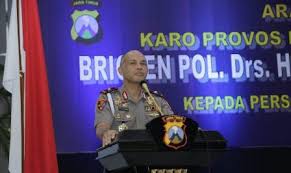 Harianto, sp.ok adli abudllah hendra wirawan, sik. Pengarahan Karo Provos Divpropam Polri Kepada Personil Polda Jatim