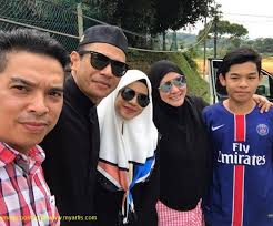 Viewing tweets won't unblock @memey_suhaiza. 5 Gambar Kemesraan Abby Abadi Memey Suhaiza Tentang Kita
