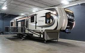 Travel trailer slide side patio toy hauler 2020 manufacturer for sale near me. 7 Amazing Fifth Wheel Floor Plans With A Side Patio Rving Know How