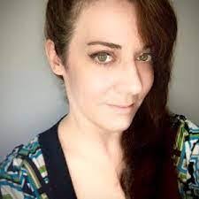 Danielle Jacquemin's Instagram, Twitter & Facebook