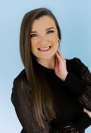 Hannah Webb's Instagram, Twitter & Facebook