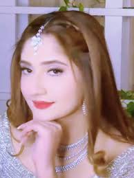 Aisha Falak Official