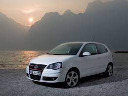 sam says this is a vw polo gti not available in the us unfortunately if it were i would most certainly be driving one vw ポロ ポロ 車